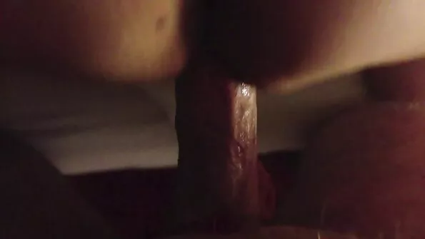 Fucks cutie į vulvą.