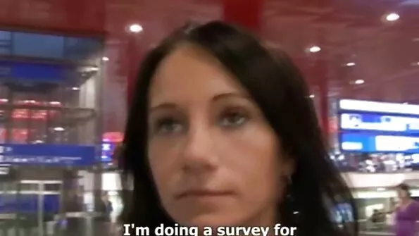 Čiukė-fotografė Ginebra Bellucci paėmė į burną oligarcho stačią penį.