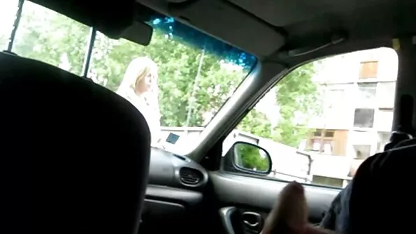 Labiausiai lesbietės mėgsta laižyti pūlingą ir masturbuotis pirštais.