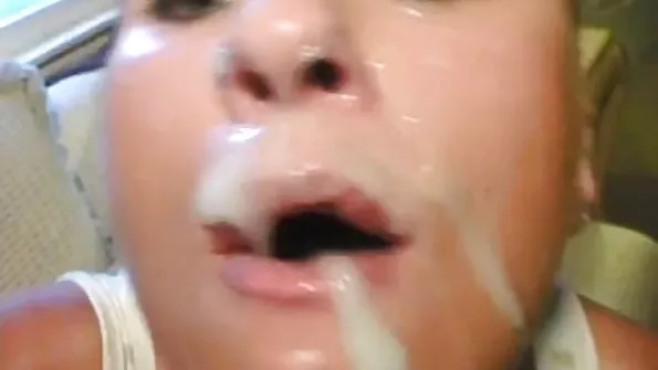 Labai mielos lesbietės puošniais apatiniais.