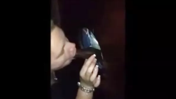 Gražus Sylvia Sage kūnas trokšta nuolatinio sekso su vyru.