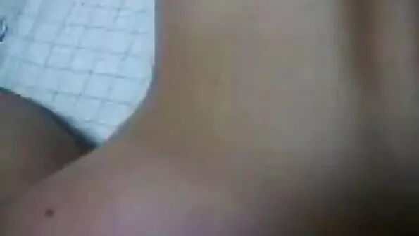Frigidiškumo gydymas su dviem seksualiniais partneriais.