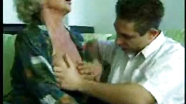 Ne visos pornografinės žvaigždės yra rizikingos, bet Riley Reid yra rizikinga.