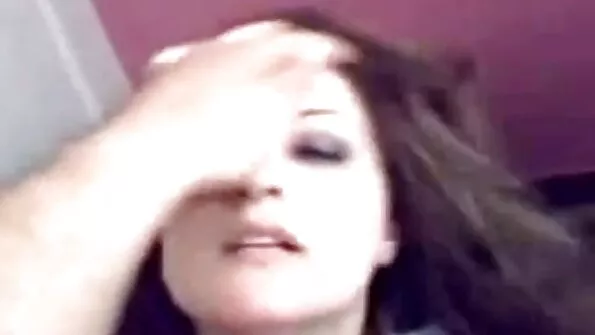Kirgizijos pornografija su nuostabiu jaunikliu.